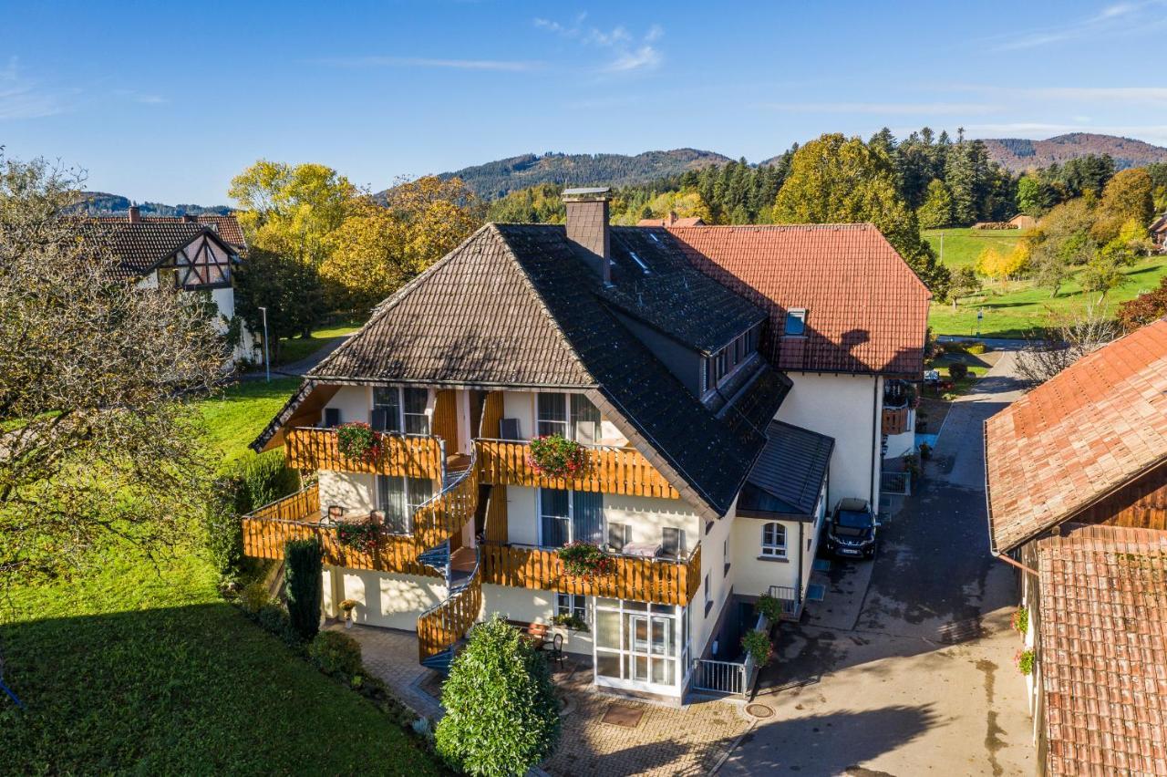 Hotel-Restaurant Sennhuette Im Herzen Des Suedschwarzwalds Kleines Wiesental 외부 사진